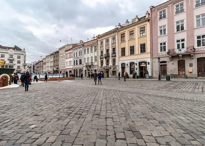 на площі ринок 41 * إلفيف